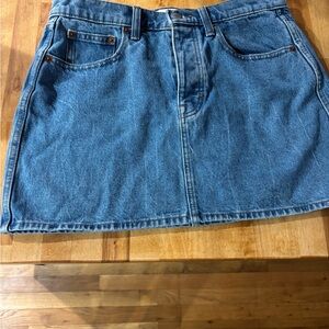 Universal Thread Blue Denim Mini Skirt - size 8